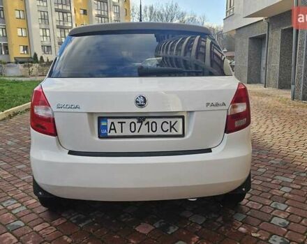 Белый Шкода Фабия, объемом двигателя 1.6 л и пробегом 132 тыс. км за 6700 $, фото 4 на Automoto.ua