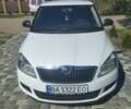 Белый Шкода Фабия, объемом двигателя 1.2 л и пробегом 115 тыс. км за 7000 $, фото 1 на Automoto.ua