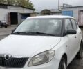 Білий Шкода Фабія, об'ємом двигуна 1.2 л та пробігом 213 тис. км за 3400 $, фото 1 на Automoto.ua