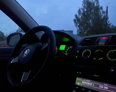 Шкода Фабія 2014 у Малине на Automoto.ua Білий Шкода Фабія, об'ємом двигуна 1.6 л та пробігом 236 тис. км за 6500 $, фото 2 на Automoto.ua