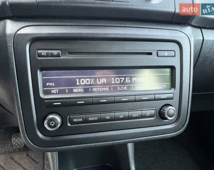 Белый Шкода Фабия, объемом двигателя 0 л и пробегом 130 тыс. км за 5300 $, фото 35 на Automoto.ua