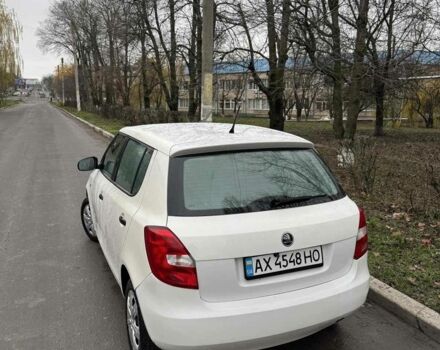 Белый Шкода Фабия, объемом двигателя 1.2 л и пробегом 300 тыс. км за 5700 $, фото 4 на Automoto.ua