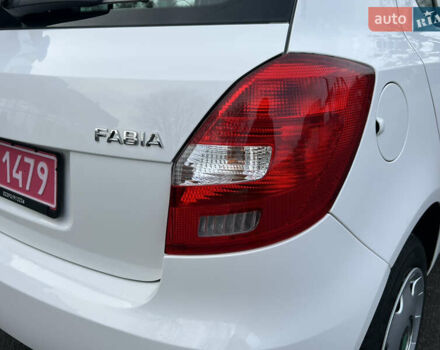 Белый Шкода Фабия, объемом двигателя 0 л и пробегом 130 тыс. км за 5300 $, фото 23 на Automoto.ua