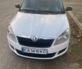 Білий Шкода Фабія, об'ємом двигуна 1.6 л та пробігом 243 тис. км за 6100 $, фото 1 на Automoto.ua