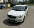 Белый Шкода Фабия, объемом двигателя 1.39 л и пробегом 252 тыс. км за 4600 $, фото 1 на Automoto.ua