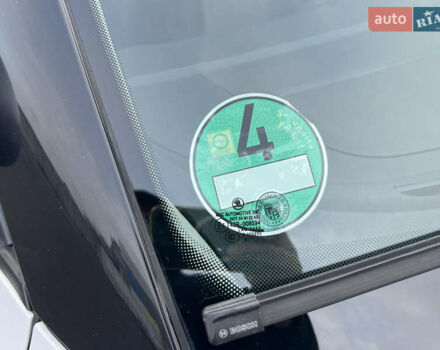 Белый Шкода Фабия, объемом двигателя 0 л и пробегом 130 тыс. км за 5300 $, фото 21 на Automoto.ua