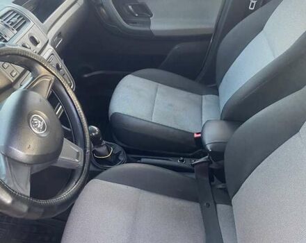 Белый Шкода Фабия, объемом двигателя 1.6 л и пробегом 243 тыс. км за 6100 $, фото 12 на Automoto.ua