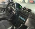 Белый Шкода Фабия, объемом двигателя 1.6 л и пробегом 260 тыс. км за 5800 $, фото 1 на Automoto.ua