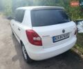 Белый Шкода Фабия, объемом двигателя 1.6 л и пробегом 320 тыс. км за 5200 $, фото 5 на Automoto.ua