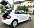 Шкода Фабия 2015 в Киеве на Automoto.ua Белый Шкода Фабия, объемом двигателя 1 л и пробегом 230 тыс. км за 5299 $, фото 10 на Automoto.ua
