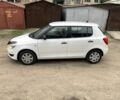 Белый Шкода Фабия, объемом двигателя 1.4 л и пробегом 210 тыс. км за 6600 $, фото 1 на Automoto.ua