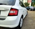 Шкода Фабия 2015 в Киеве на Automoto.ua Белый Шкода Фабия, объемом двигателя 1 л и пробегом 230 тыс. км за 5299 $, фото 12 на Automoto.ua