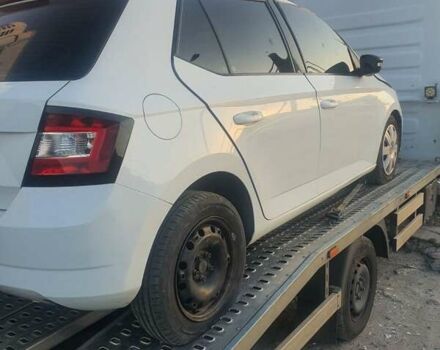 Білий Шкода Фабія, об'ємом двигуна 1 л та пробігом 128 тис. км за 3600 $, фото 1 на Automoto.ua