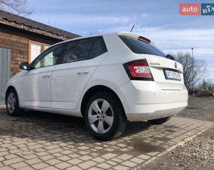 Белый Шкода Фабия, объемом двигателя 1.2 л и пробегом 200 тыс. км за 7500 $, фото 21 на Automoto.ua