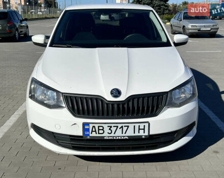 Белый Шкода Фабия, объемом двигателя 1 л и пробегом 206 тыс. км за 6100 $, фото 6 на Automoto.ua