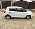 Белый Шкода Фабия, объемом двигателя 1.4 л и пробегом 210 тыс. км за 6600 $, фото 2 на Automoto.ua