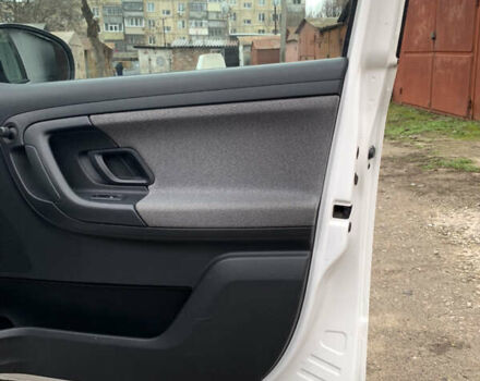 Белый Шкода Фабия, объемом двигателя 1.4 л и пробегом 210 тыс. км за 6600 $, фото 23 на Automoto.ua