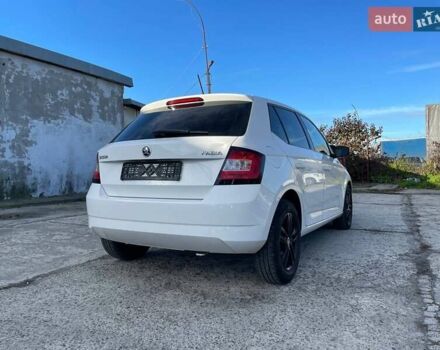 Шкода Фабия 2016 в Львове на Automoto.ua Белый Шкода Фабия, объемом двигателя 1.2 л и пробегом 184 тыс. км за 6400 $, фото 1 на Automoto.ua