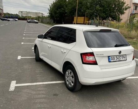 Белый Шкода Фабия, объемом двигателя 1 л и пробегом 184 тыс. км за 6000 $, фото 6 на Automoto.ua