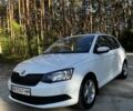 Белый Шкода Фабия, объемом двигателя 1.4 л и пробегом 110 тыс. км за 7800 $, фото 1 на Automoto.ua