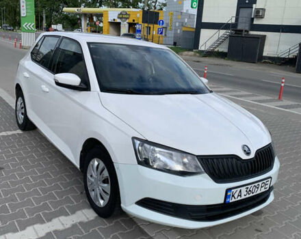 Белый Шкода Фабия, объемом двигателя 1 л и пробегом 170 тыс. км за 6900 $, фото 10 на Automoto.ua