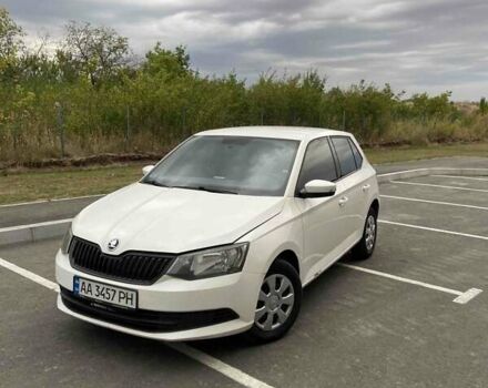 Белый Шкода Фабия, объемом двигателя 1 л и пробегом 184 тыс. км за 6000 $, фото 7 на Automoto.ua
