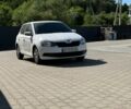 Белый Шкода Фабия, объемом двигателя 1.2 л и пробегом 123 тыс. км за 7050 $, фото 1 на Automoto.ua