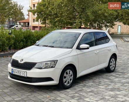 Белый Шкода Фабия, объемом двигателя 1 л и пробегом 203 тыс. км за 5900 $, фото 15 на Automoto.ua