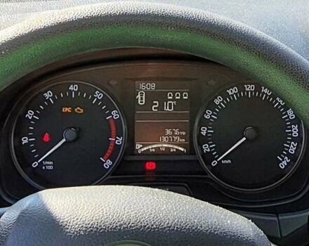 Белый Шкода Фабия, объемом двигателя 1.2 л и пробегом 131 тыс. км за 8300 $, фото 11 на Automoto.ua