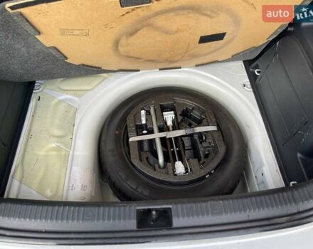 Шкода Фабия 2016 в Львове на Automoto.ua Белый Шкода Фабия, объемом двигателя 1.2 л и пробегом 184 тыс. км за 6400 $, фото 7 на Automoto.ua