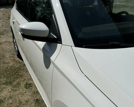 Белый Шкода Фабия, объемом двигателя 1.2 л и пробегом 160 тыс. км за 7500 $, фото 17 на Automoto.ua