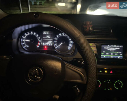 Белый Шкода Фабия, объемом двигателя 1.42 л и пробегом 233 тыс. км за 7000 $, фото 1 на Automoto.ua