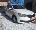 Белый Шкода Фабия, объемом двигателя 1.2 л и пробегом 182 тыс. км за 6900 $, фото 11 на Automoto.ua