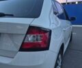 Белый Шкода Фабия, объемом двигателя 1 л и пробегом 149 тыс. км за 7500 $, фото 5 на Automoto.ua