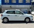 Белый Шкода Фабия, объемом двигателя 1.4 л и пробегом 230 тыс. км за 7490 $, фото 3 на Automoto.ua