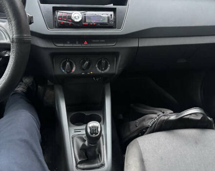 Белый Шкода Фабия, объемом двигателя 1 л и пробегом 97 тыс. км за 7400 $, фото 9 на Automoto.ua