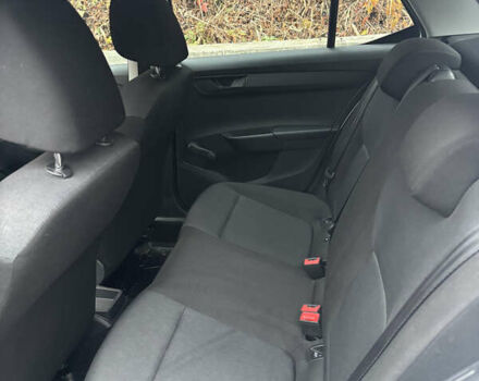 Белый Шкода Фабия, объемом двигателя 1 л и пробегом 97 тыс. км за 7400 $, фото 6 на Automoto.ua