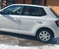 Белый Шкода Фабия, объемом двигателя 1.2 л и пробегом 182 тыс. км за 6900 $, фото 1 на Automoto.ua