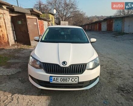 Білий Шкода Фабія, об'ємом двигуна 1 л та пробігом 171 тис. км за 8450 $, фото 3 на Automoto.ua