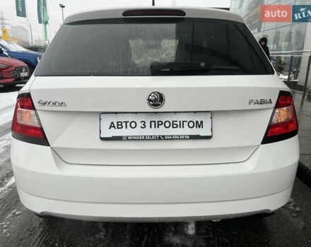 Білий Шкода Фабія, об'ємом двигуна 1 л та пробігом 174 тис. км за 6335 $, фото 5 на Automoto.ua