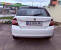 Белый Шкода Фабия, объемом двигателя 1 л и пробегом 118 тыс. км за 6300 $, фото 1 на Automoto.ua