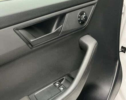 Білий Шкода Фабія, об'ємом двигуна 1 л та пробігом 206 тис. км за 6641 $, фото 14 на Automoto.ua