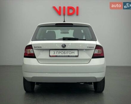 Білий Шкода Фабія, об'ємом двигуна 1 л та пробігом 61 тис. км за 9364 $, фото 5 на Automoto.ua