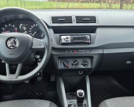 Білий Шкода Фабія, об'ємом двигуна 1 л та пробігом 140 тис. км за 6900 $, фото 7 на Automoto.ua