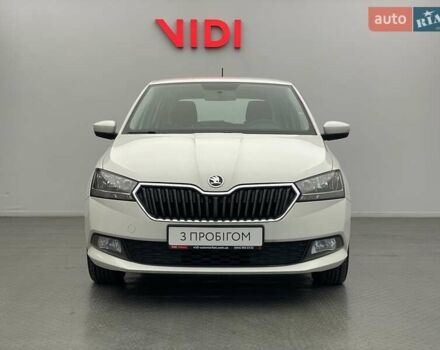 Белый Шкода Фабия, объемом двигателя 1 л и пробегом 97 тыс. км за 8131 $, фото 3 на Automoto.ua