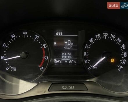 Білий Шкода Фабія, об'ємом двигуна 1 л та пробігом 61 тис. км за 9364 $, фото 9 на Automoto.ua