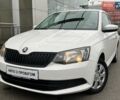 Белый Шкода Фабия, объемом двигателя 1 л и пробегом 206 тыс. км за 5270 $, фото 1 на Automoto.ua