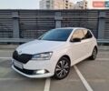 Белый Шкода Фабия, объемом двигателя 1 л и пробегом 67 тыс. км за 8100 $, фото 1 на Automoto.ua