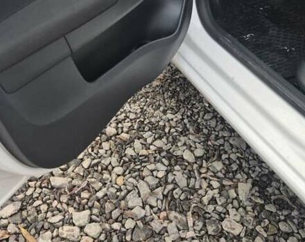 Білий Шкода Фабія, об'ємом двигуна 1 л та пробігом 140 тис. км за 6900 $, фото 8 на Automoto.ua