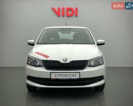 Білий Шкода Фабія, об'ємом двигуна 1 л та пробігом 61 тис. км за 9364 $, фото 4 на Automoto.ua